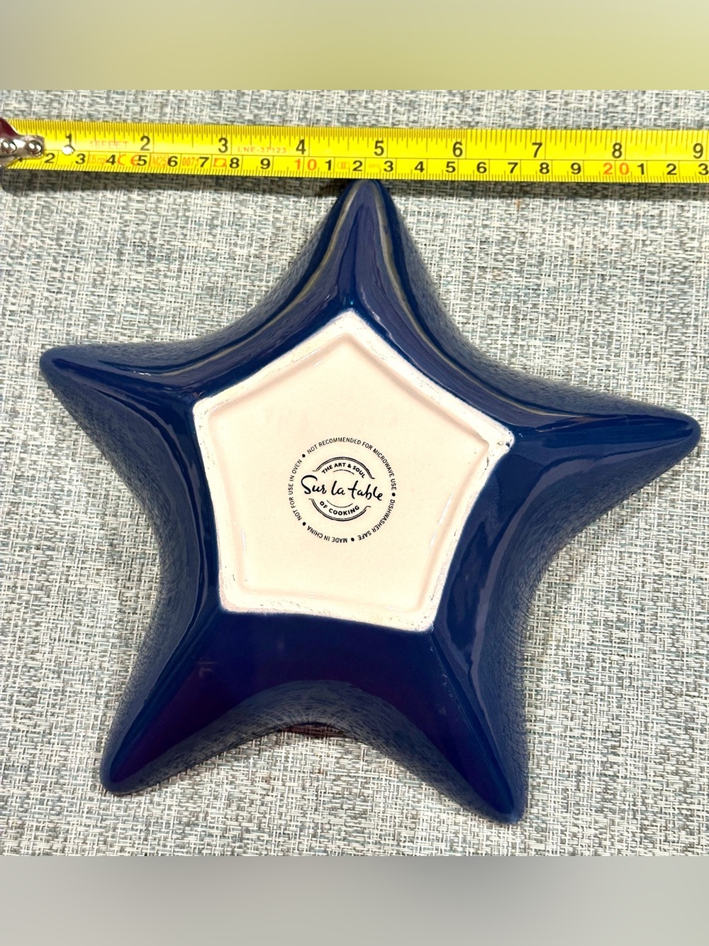 Sur La Table American Patriotic Navy Blue White Star Bowl 8" Ceramic Dish NEW - Picture 4 of 7